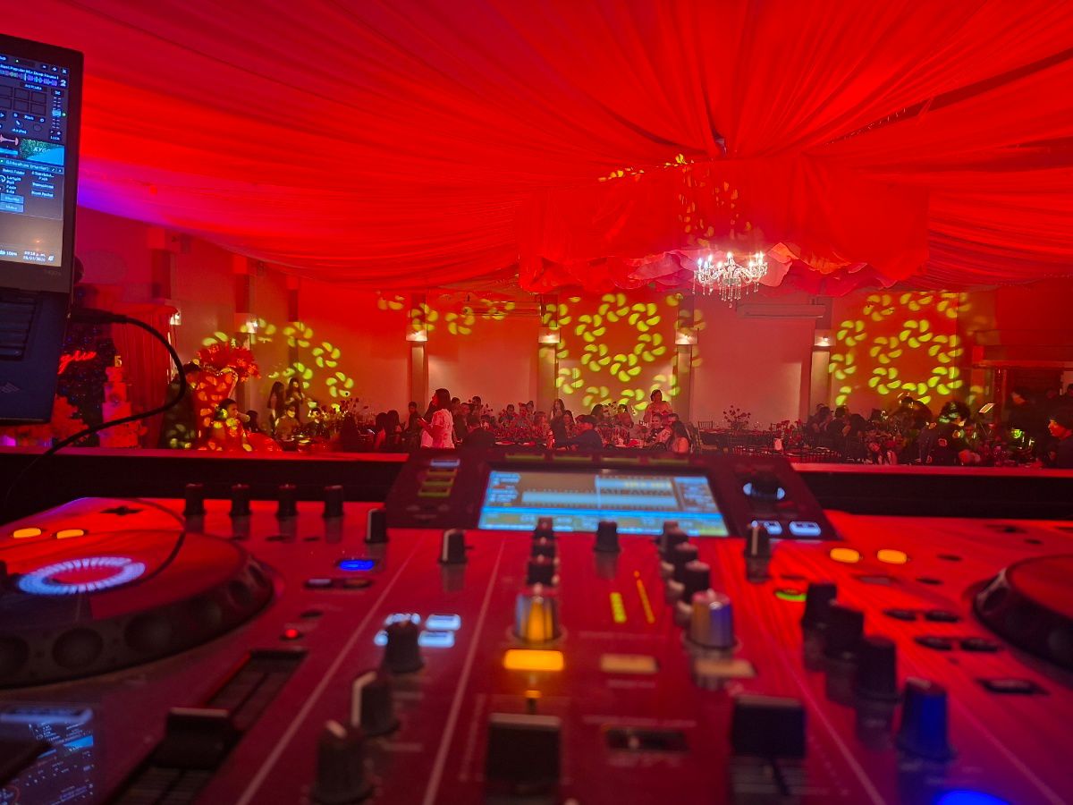 Evento XVaños - temática Red!! - Imagen 2