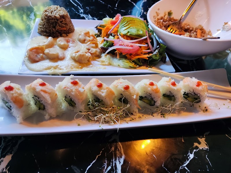 Tottori Sushi Restaurant - Imagen 1