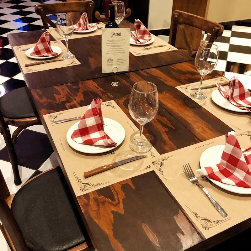 Bodegón Porteño Restaurante Argentino Uruapan - Imagen 1
