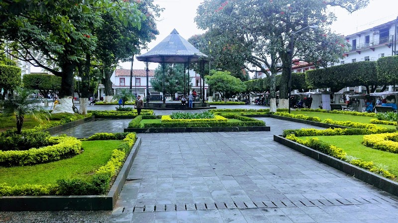 HOTEL REAL DE URUAPAN - Imagen 1