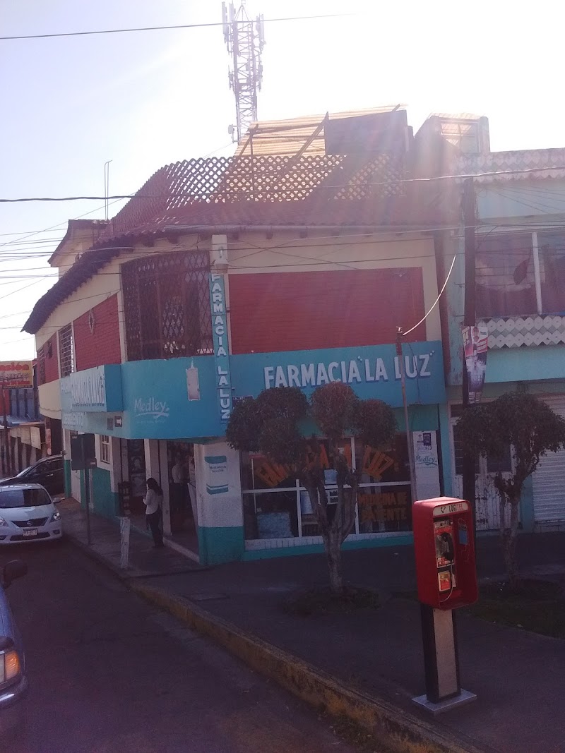 Farmacia La Luz - Imagen 1