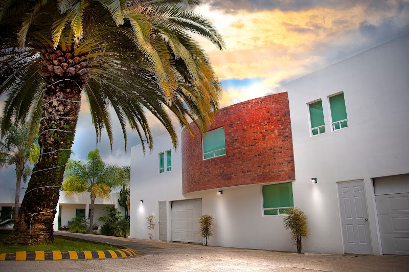 Auto Hotel La Cascada Uruapan - Imagen 1