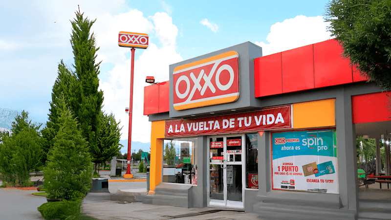 Oxxo Gran Parada - Imagen 1
