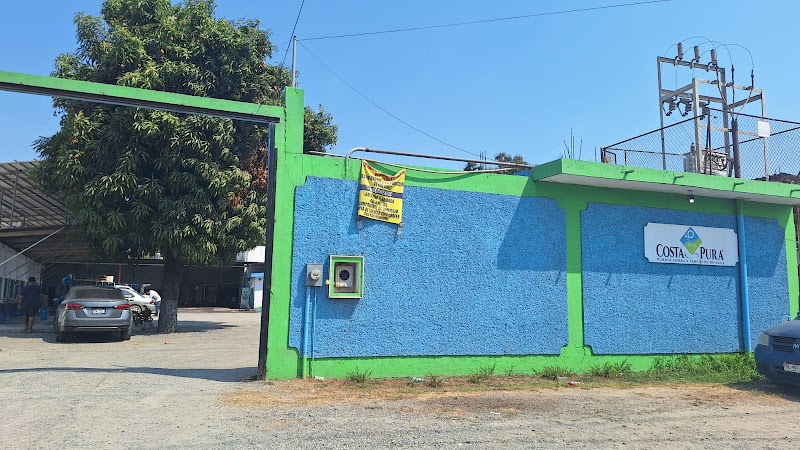 Costapura, purificadora y embotelladora de agua. - Imagen 1