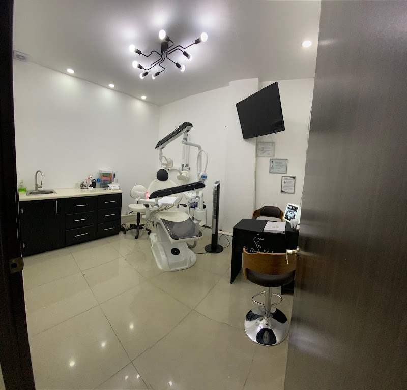 A dentista Dental Salceda - Imagen 1