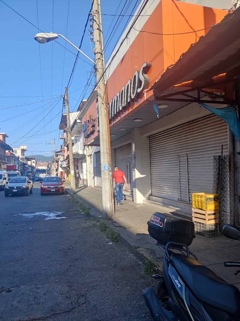 Zapatería B Hermanos Michoacán - Imagen 1