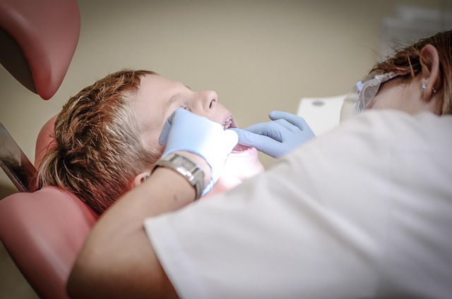 IMPLANT DENT Prótesis e Implantes Rehabilitación oral - Imagen 1